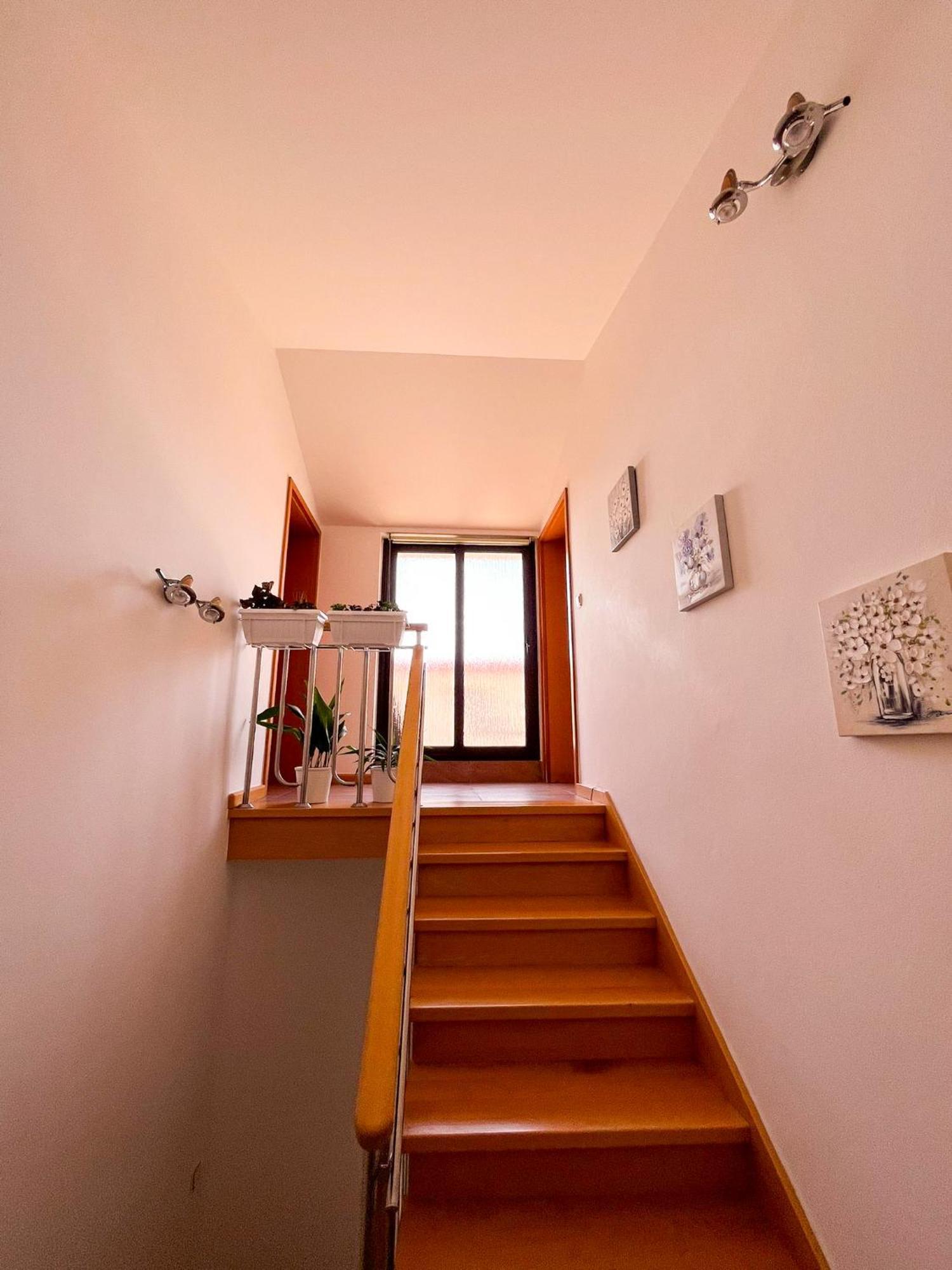 Private Room With Terrace And Free Parking Krk Town Esterno foto